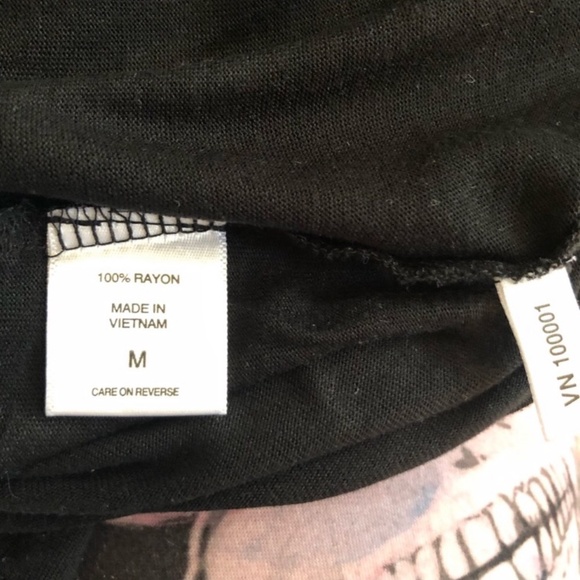 Sale: 5 for $10 - NY & Co M  top - Picture 5 of 8